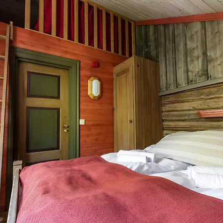 Guest house Fausko Gjestegard